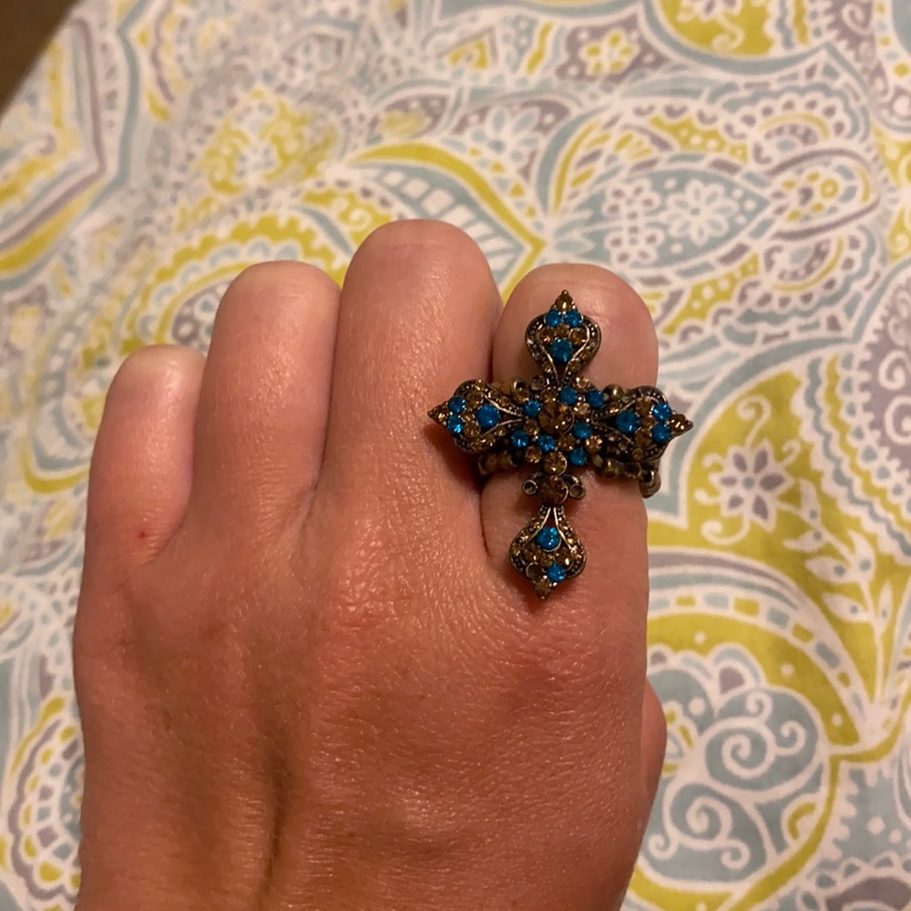 Cross ring
